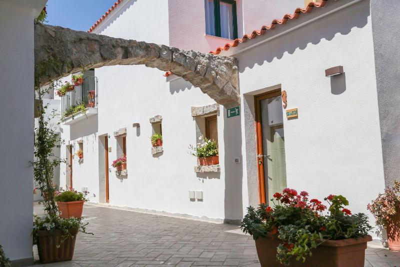 Olbia Domus Inn Eksteriør billede