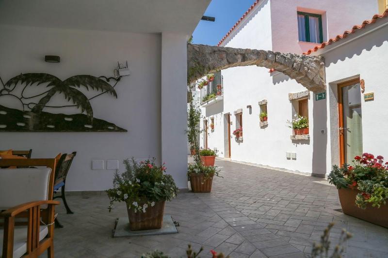 Olbia Domus Inn Eksteriør billede
