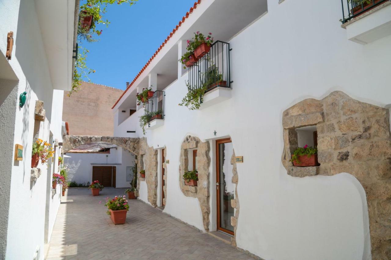 Olbia Domus Inn Eksteriør billede